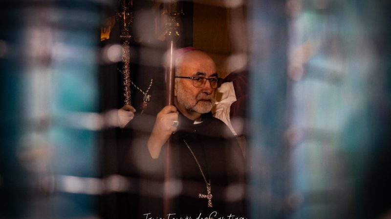 La Hermandad de los Estudiantes reafirma su apoyo total al arzobispo de Oviedo