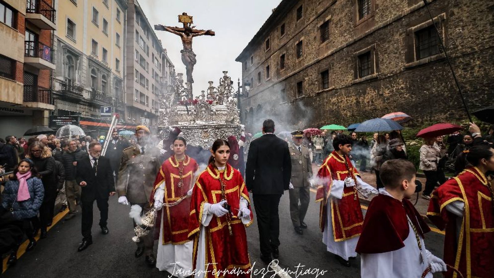 El fervor de Los Estudiantes y La Borriquilla inauguran la Semana Santa ...